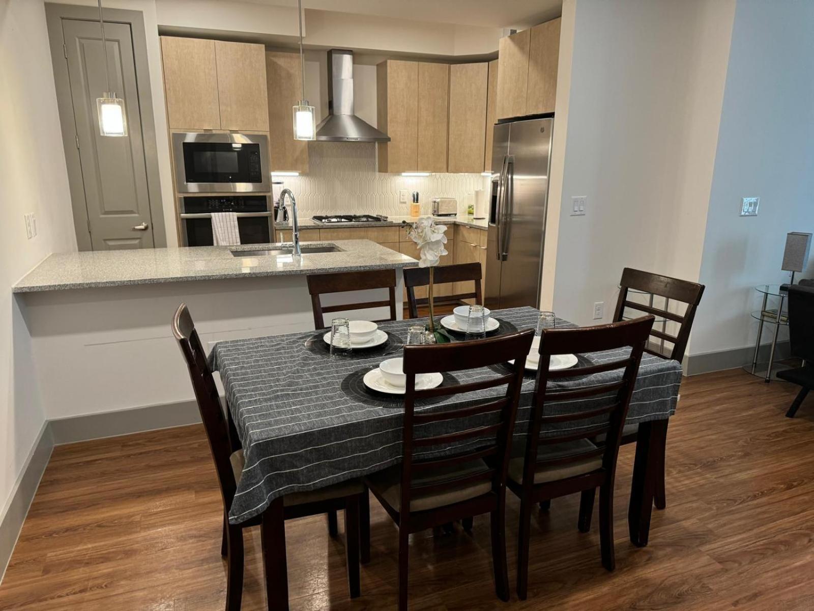 Resort-Style Apartments Near The Galleria Houston Exterior photo