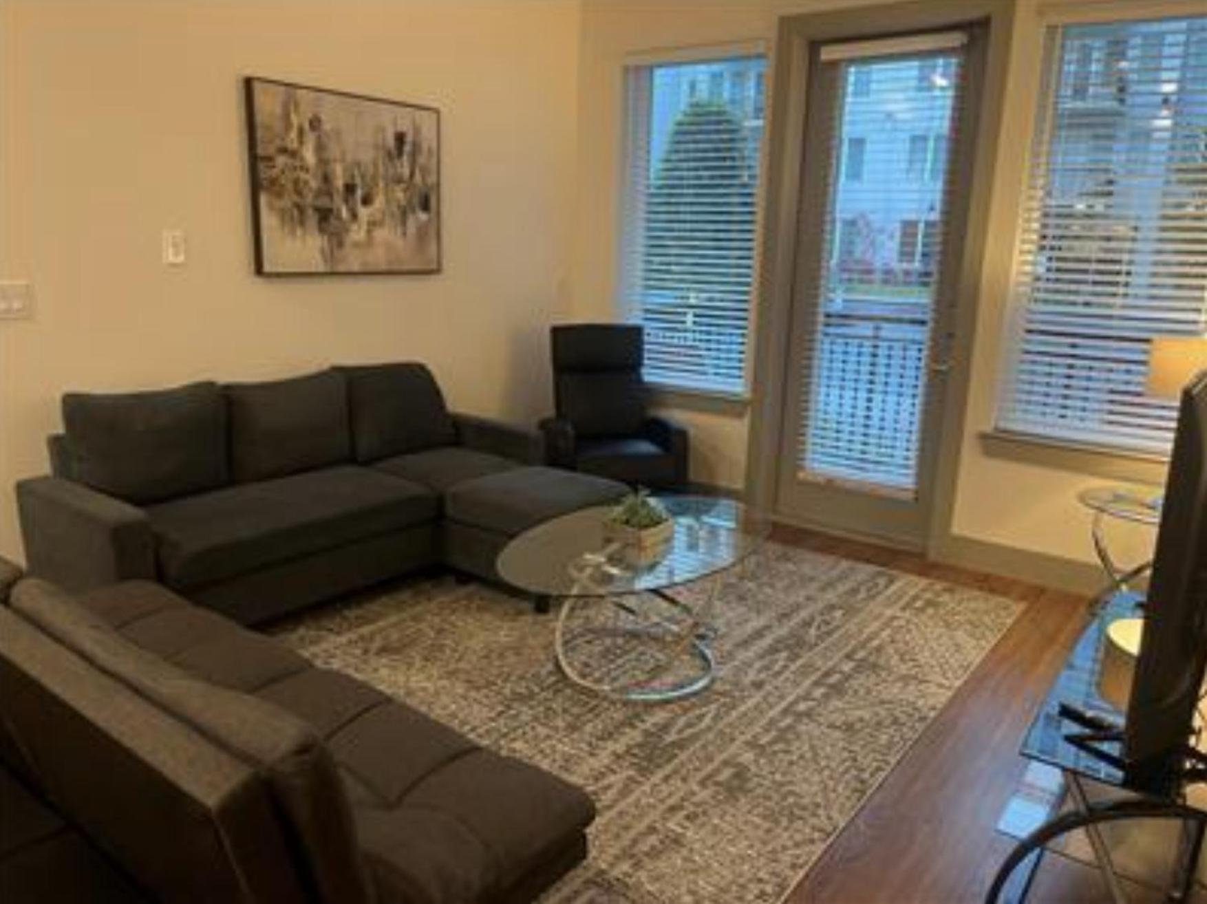 Resort-Style Apartments Near The Galleria Houston Room photo