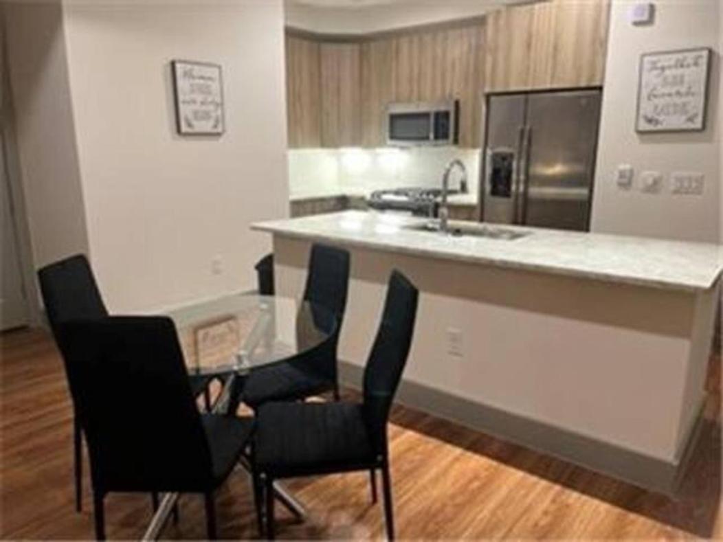 Resort-Style Apartments Near The Galleria Houston Room photo